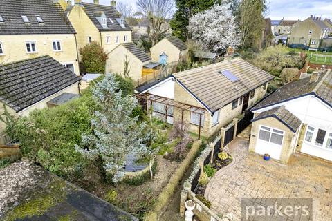 3 bedroom bungalow for sale, Beech Road, Witney, Oxfordshire, OX28
