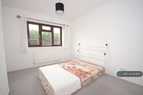 undefined, Hanbury Drive, Reading, RG31