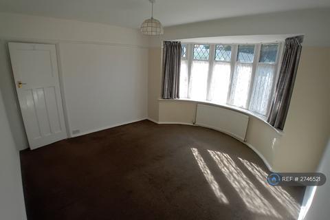 4 bedroom detached house to rent, Riddlesdown Avenue, Purley, CR8