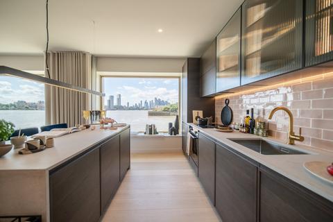 2 bedroom penthouse for sale, Riverscape, 2 Starboard Way, London, E16