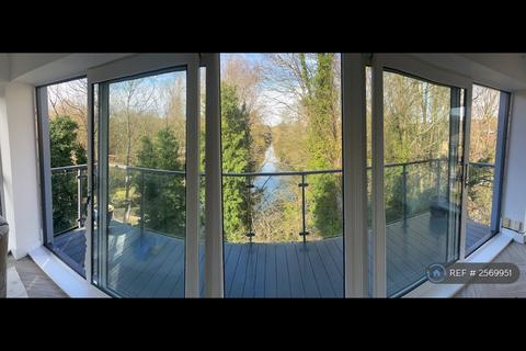 undefined, The Embankment, Hemel Hempstead, HP3