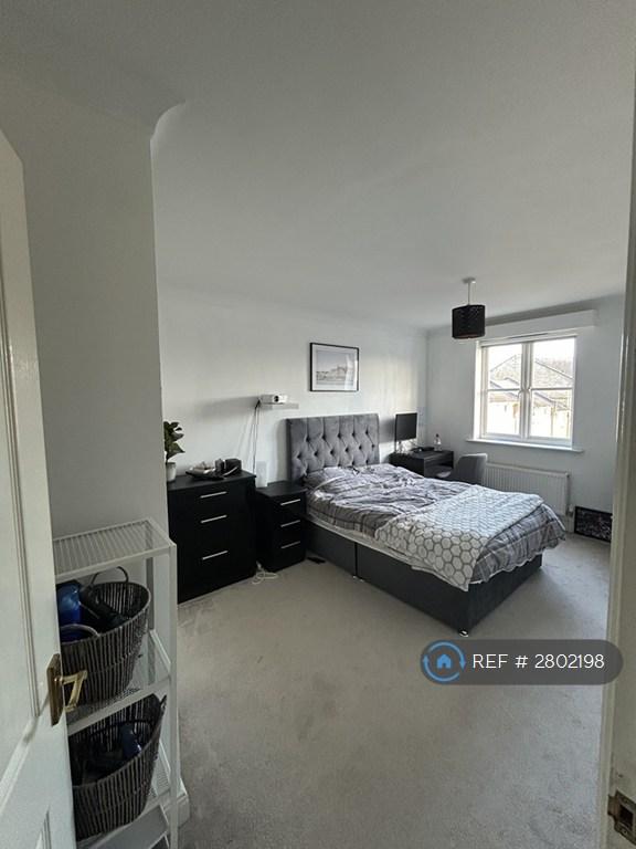 Large Double Bedroom