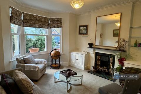 2 bedroom flat to rent, Fulham, London, SW6