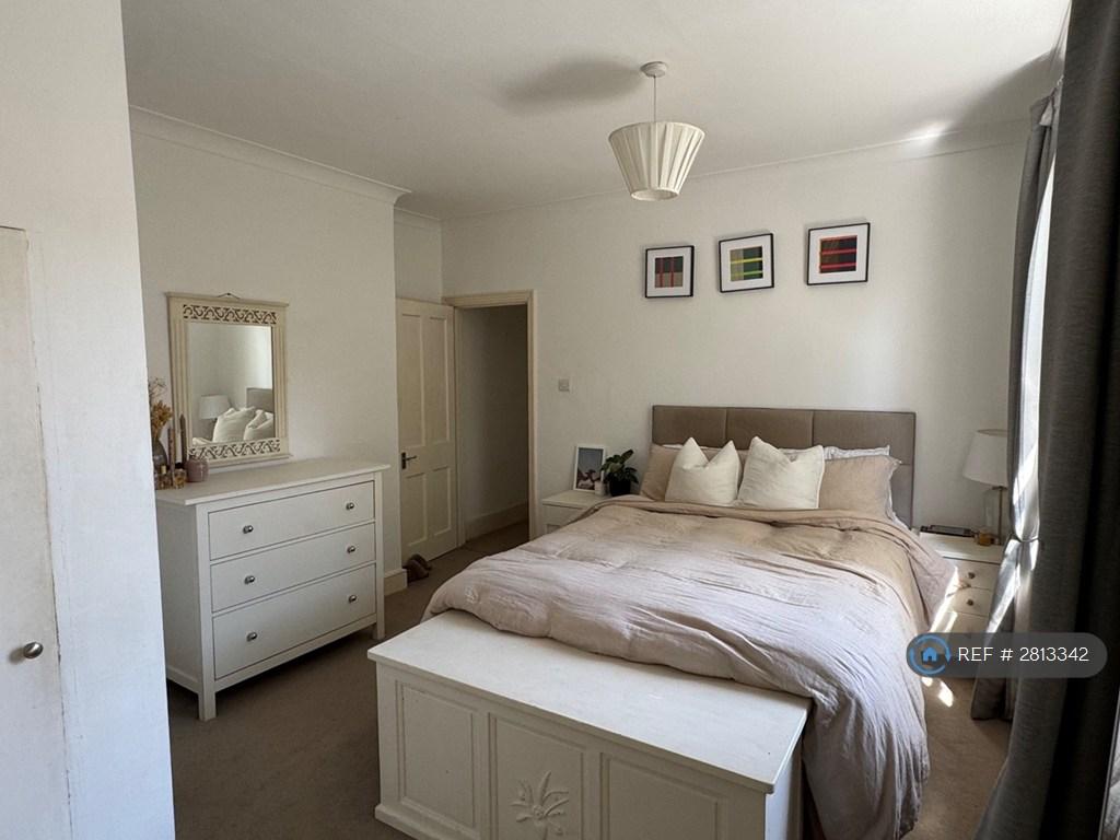 Ks Bedroom