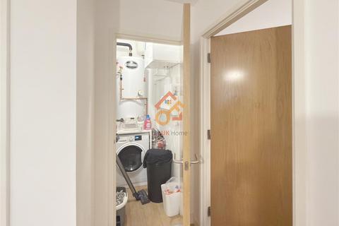 2 bedroom flat to rent, The Axium, 36 Windmill Street, Birmingham B1
