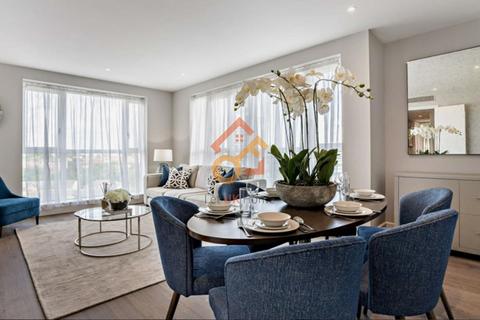 2 bedroom flat to rent, Circus Apartments, 39 Westferry Circus, London E14