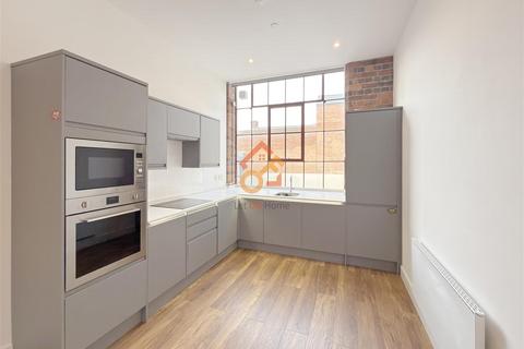 2 bedroom flat to rent, The Silversmiths, 34 Vittoria Street, Birmingham B1