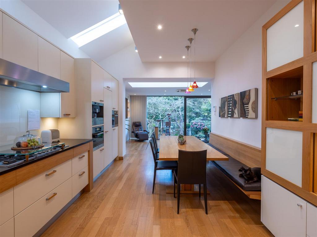 Open-plan living area, open plan living