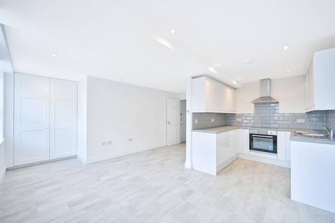 undefined, Bath Road, Cranford, Hounslow, TW5