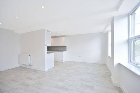 undefined, Bath Road, Cranford, Hounslow, TW5
