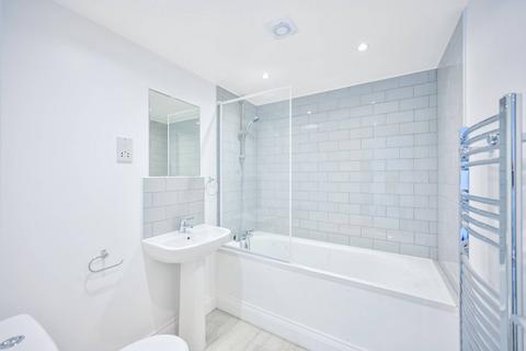 undefined, Bath Road, Cranford, Hounslow, TW5