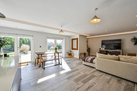 undefined, CHANTRY POINT, Guildford, GU1