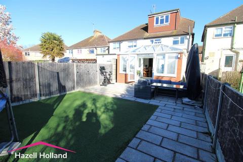 4 bedroom house for sale, Gwynn Road, Northfleet, Gravesend