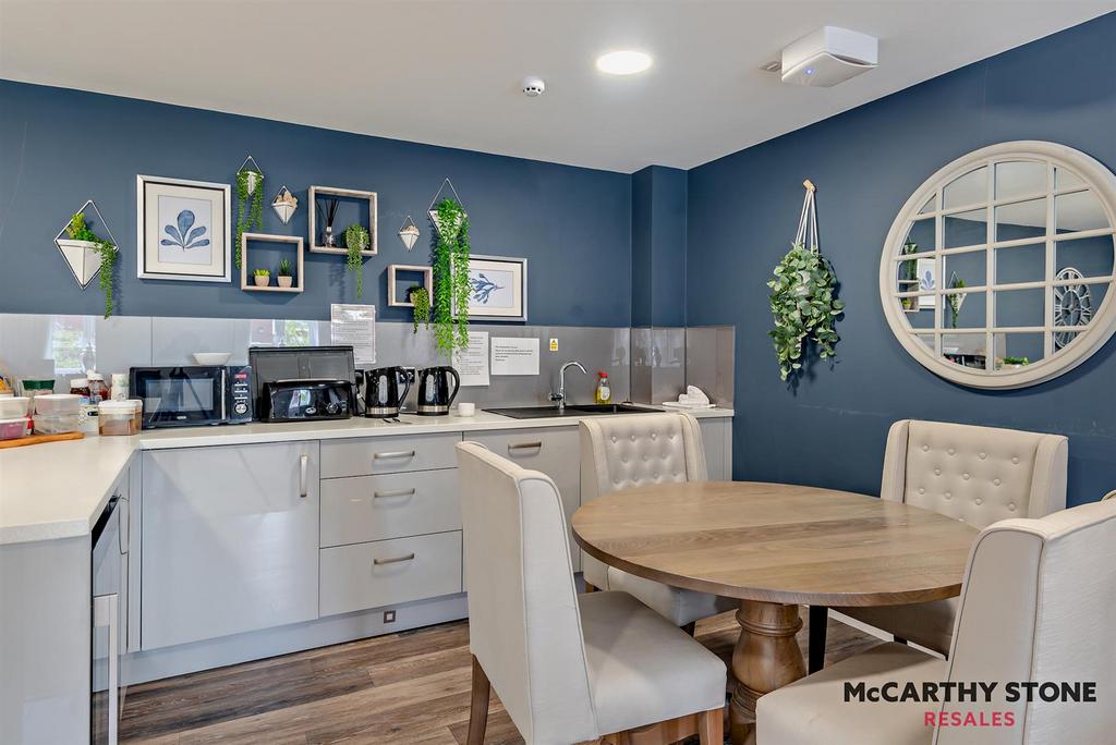 8679924-interior26-800.jpg