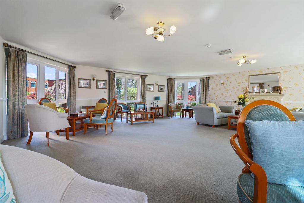 Communal Lounge.jpg