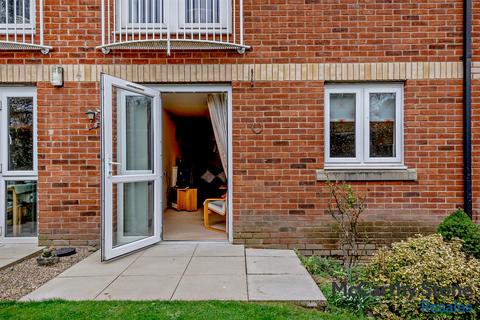 1 bedroom apartment for sale, Brooklands Court, Tamworth Road, Long Eaton, Nottingham