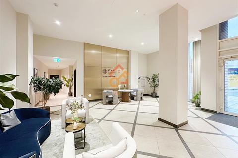 2 bedroom flat to rent, The Pinnacle, 10 Gasholder Place, London, SE11