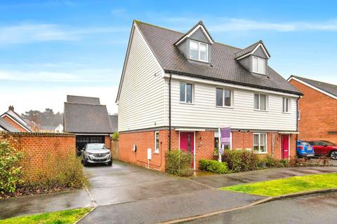 3 bedroom semi-detached house for sale, Chandler Drive, Bordon GU35