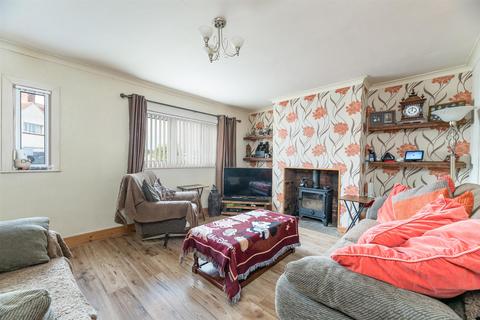 4 bedroom semi-detached house for sale, Caxton Road, Otley LS21