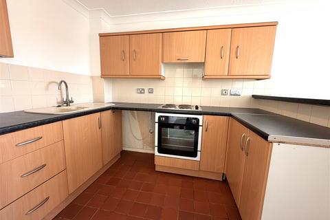 undefined, Purcell Close, Stanford-Le-Hope