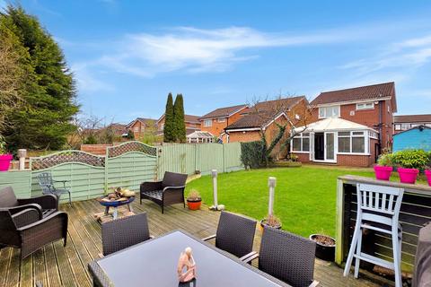 3 bedroom detached house for sale, Bradford Road, Manchester M30