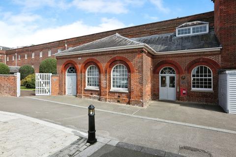 Weevil Lane, Gosport