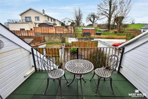 3 bedroom semi-detached house for sale, Waterston Road, Llanstadwell, Milford Haven