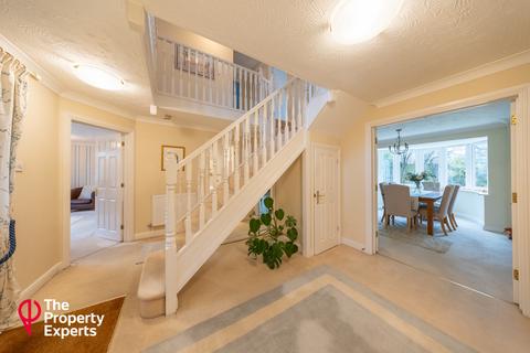5 bedroom detached house for sale, The Manor, Reading, RG2