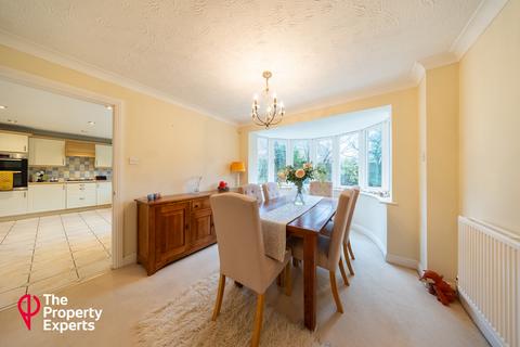 5 bedroom detached house for sale, The Manor, Reading, RG2