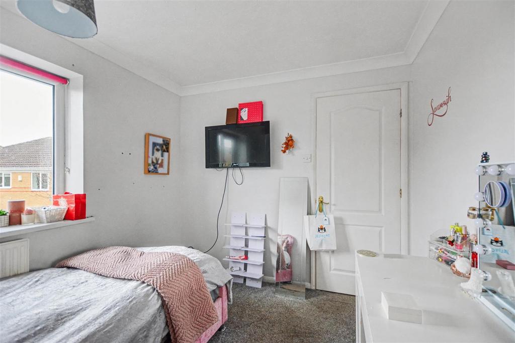 Bedroom 2 2.jpeg