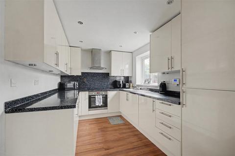 3 bedroom semi-detached house for sale, Shilling Way, Long Eaton