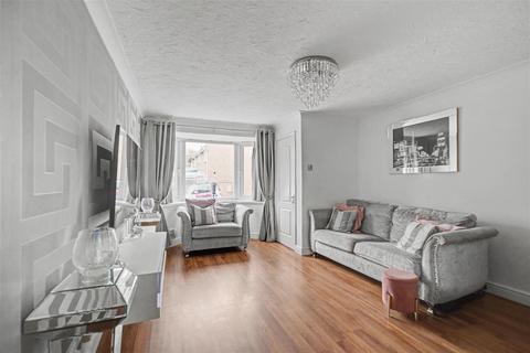 3 bedroom semi-detached house for sale, Shilling Way, Long Eaton