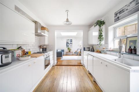 2 bedroom flat for sale, Railton Road, London, SE24