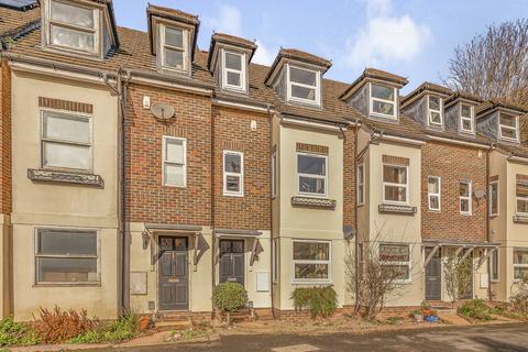 4 bedroom terraced house for sale, St. Barnabas Close,  London, SE22