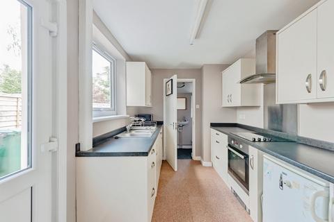 2 bedroom semi-detached house for sale, Common Road, Redhill
