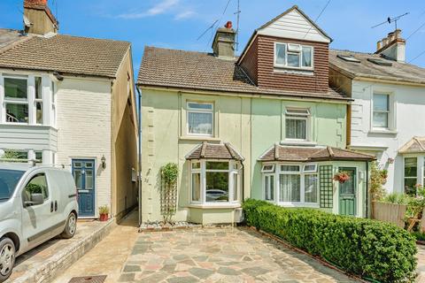2 bedroom semi-detached house for sale, Common Road, Redhill