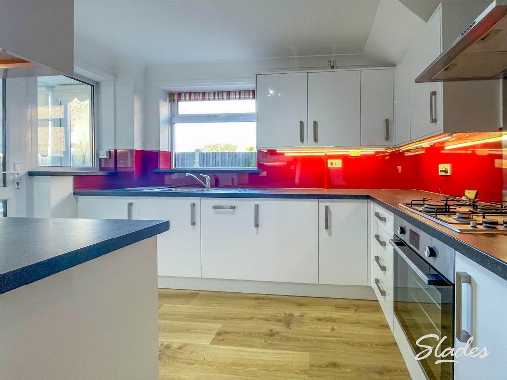 56 suffolk kitchen m