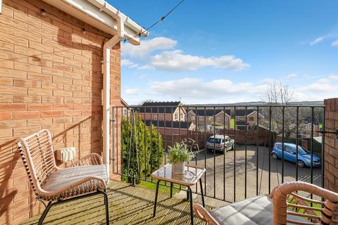 3 bedroom detached house for sale, Doveside Drive, Barnsley, S73