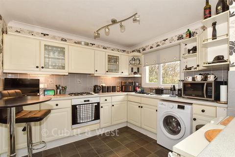 3 bedroom terraced house for sale, Madehurst Court, Crawley RH11