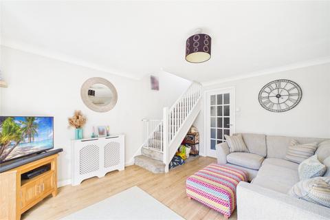 2 bedroom end of terrace house for sale, Upavon Gardens, Bracknell, Berkshire, RG12