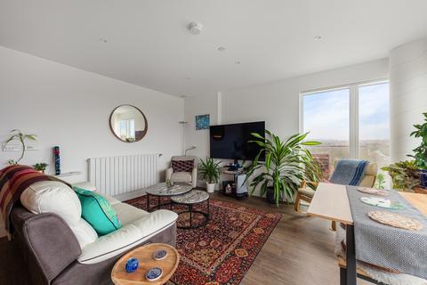 2 bedroom apartment for sale, Larkin House, Kidbrooke Park Road London SE3