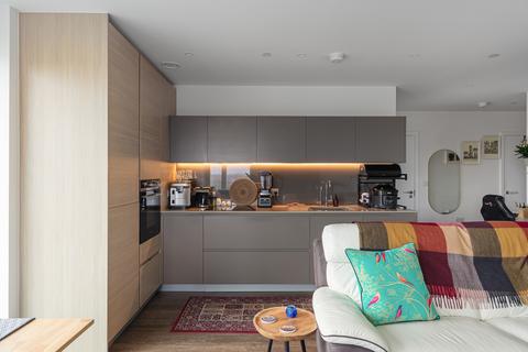 2 bedroom apartment for sale, Larkin House, Kidbrooke Park Road London SE3