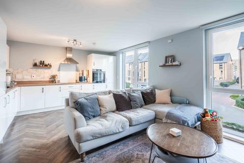 3 bedroom flat for sale, Flat 4, 5 Adamslaw Place, Edinburgh, EH15 1BL