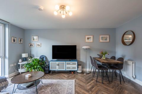 3 bedroom flat for sale, Flat 4, 5 Adamslaw Place, Edinburgh, EH15 1BL