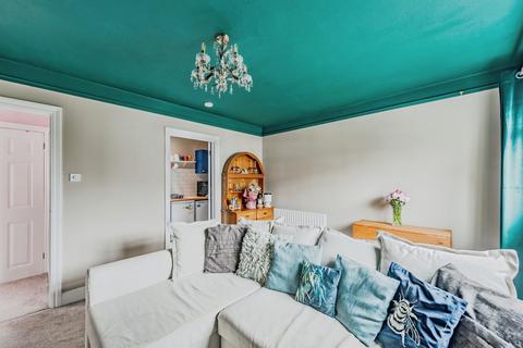 1 bedroom apartment for sale, Coach House Mews, Redhill