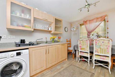 4 bedroom end of terrace house for sale, Frobisher Approach, Plymouth
