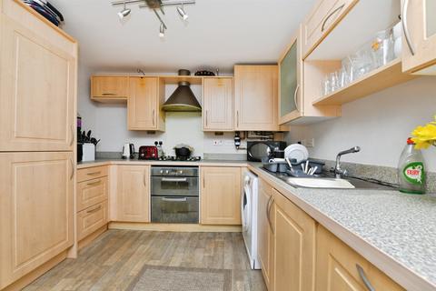 4 bedroom end of terrace house for sale, Frobisher Approach, Plymouth