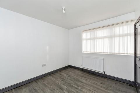 3 bedroom semi-detached house for sale, Deightonby Street, Thurnscoe, Rotherham, Barnsley, S63
