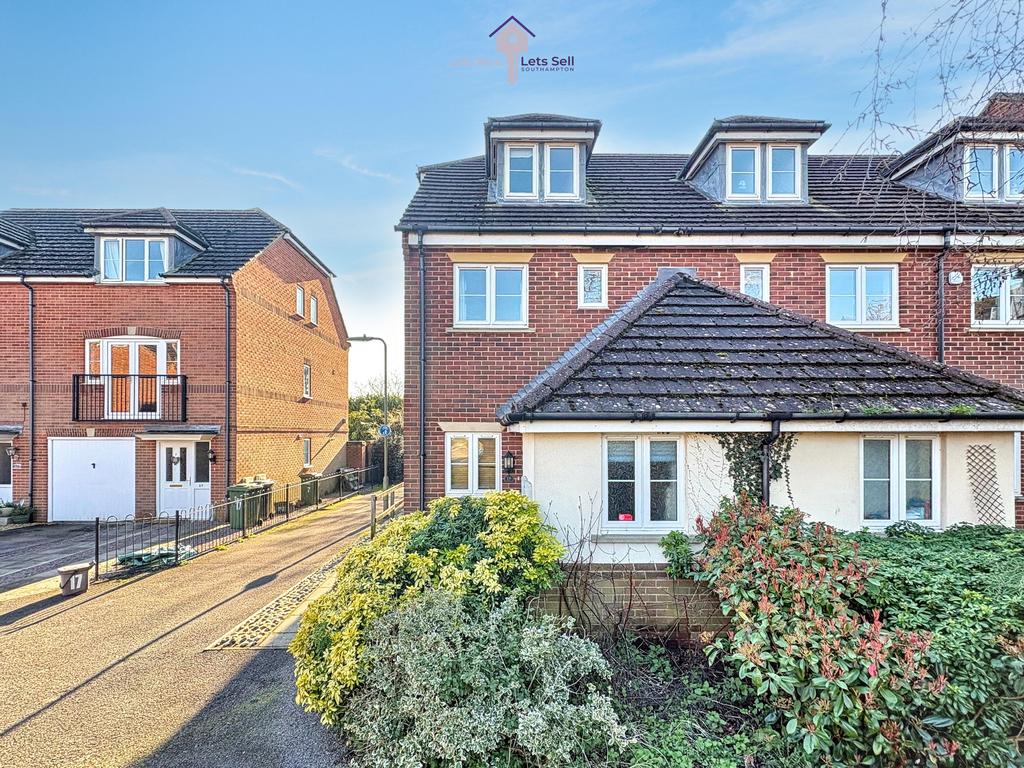 3 Bedroom Semi Detached for Rent