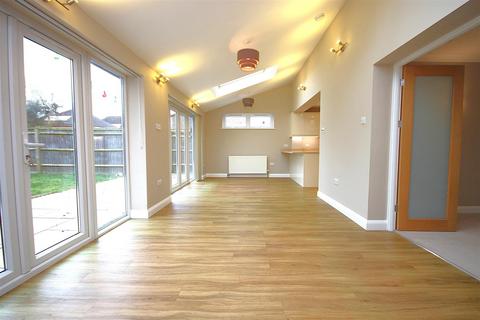 undefined, LINKS ROAD, ASHTEAD, KT21